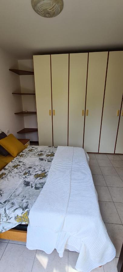 Casa Mirella - Appartamento Zona Bellagio Magreglio المظهر الخارجي الصورة