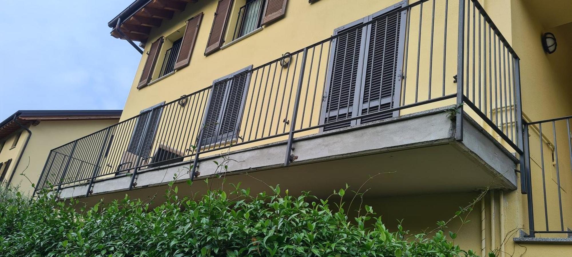Casa Mirella - Appartamento Zona Bellagio Magreglio المظهر الخارجي الصورة